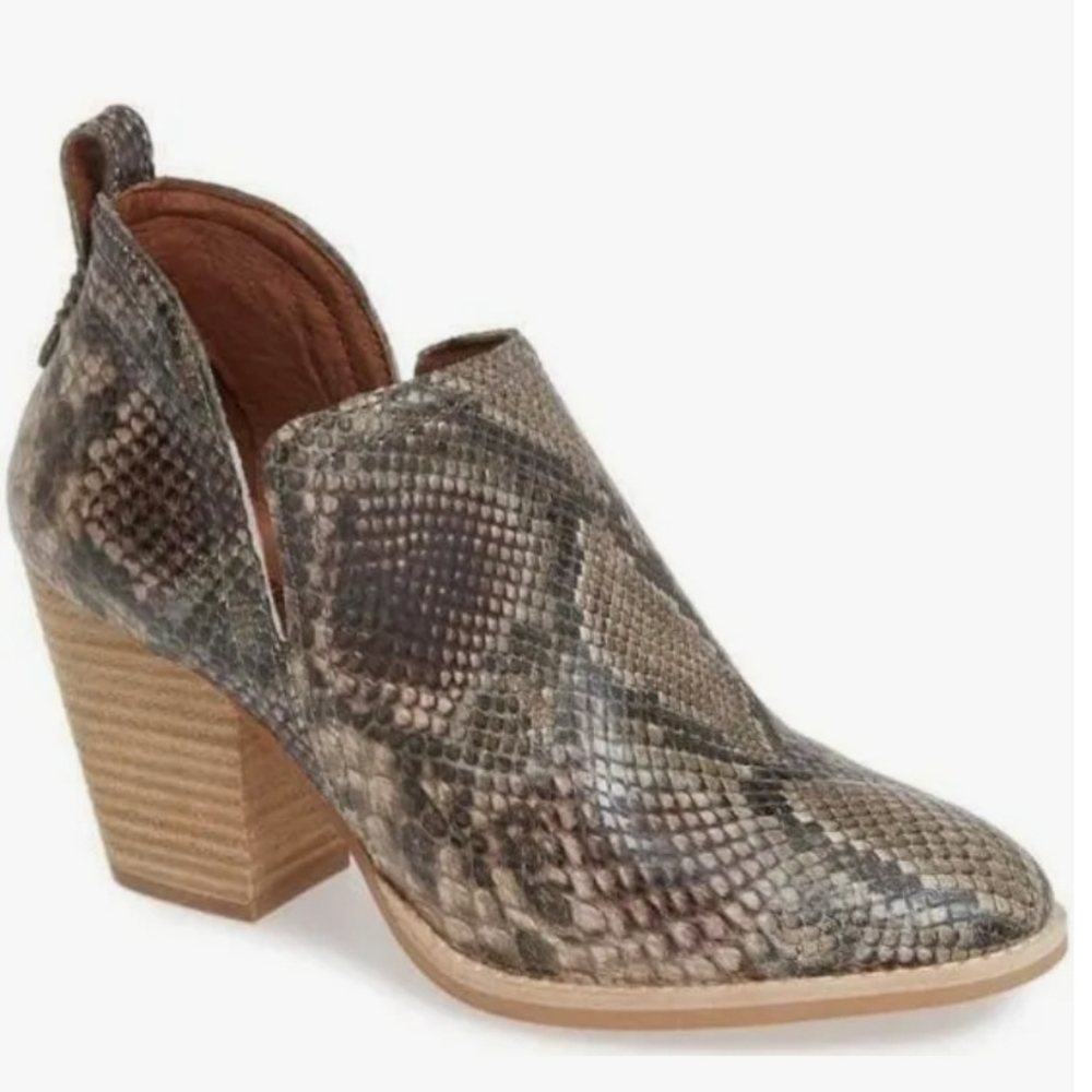 Jeffrey Campbell Rosalee Booties